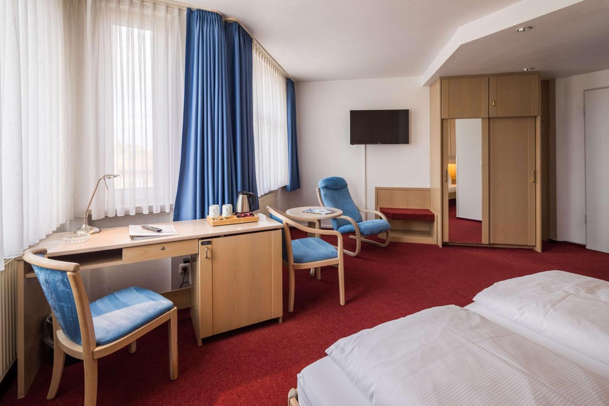 Best Western Hotel Heide Ольденбург Экстерьер фото